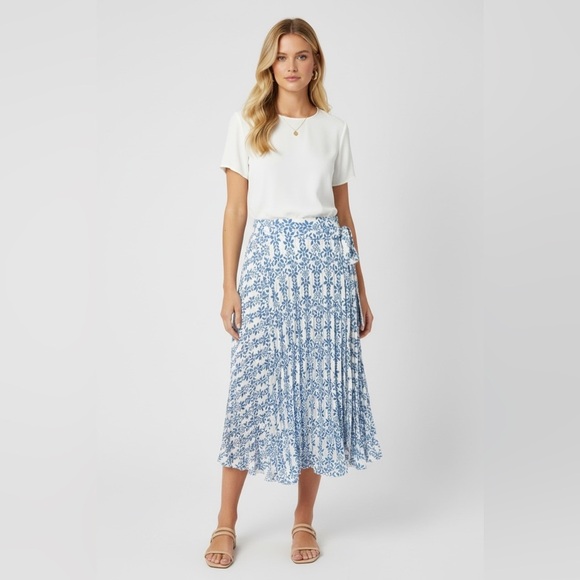 Skies Are Blue Dresses & Skirts - Skies Are Blue Pleated Wrap Midi Skirt Blue Floral Tie Waist Size M